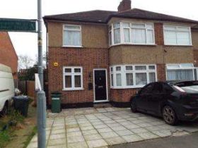 2 Bedroom Maisonette